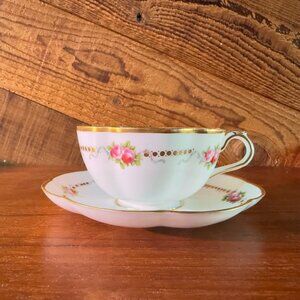 Flower-shaped Vintage Teacup and Saucer Set